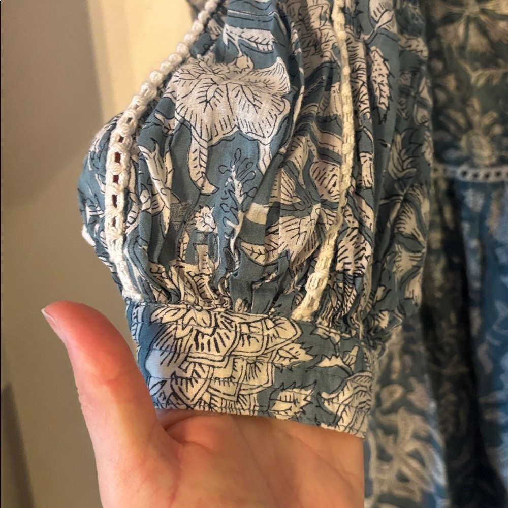 Women’s Blue Floral Tunic Swim Coverup - Picture 5 of 7
